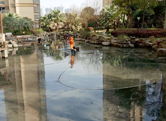 顺昌景观池淤泥清理