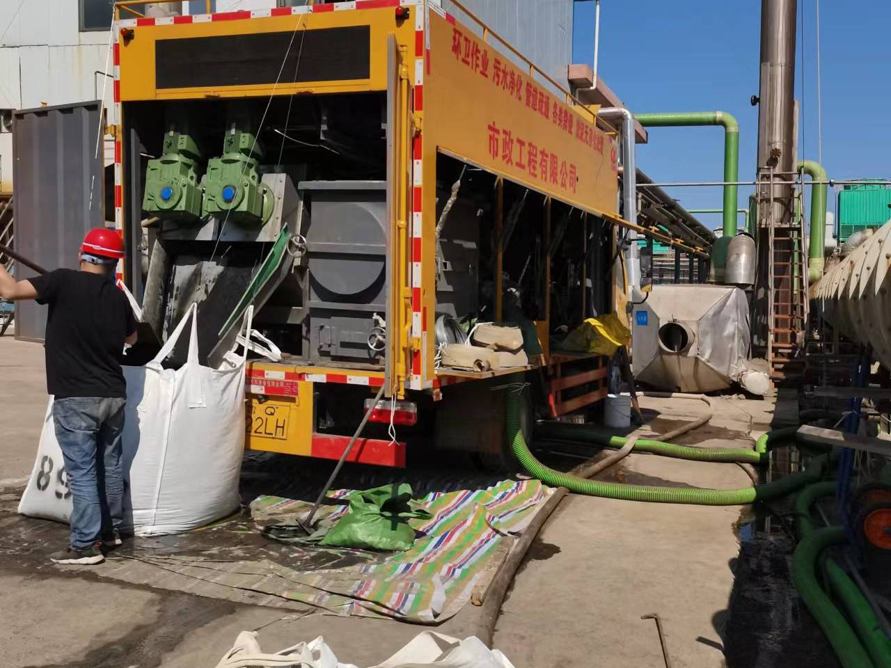 顺昌淤泥压干处理